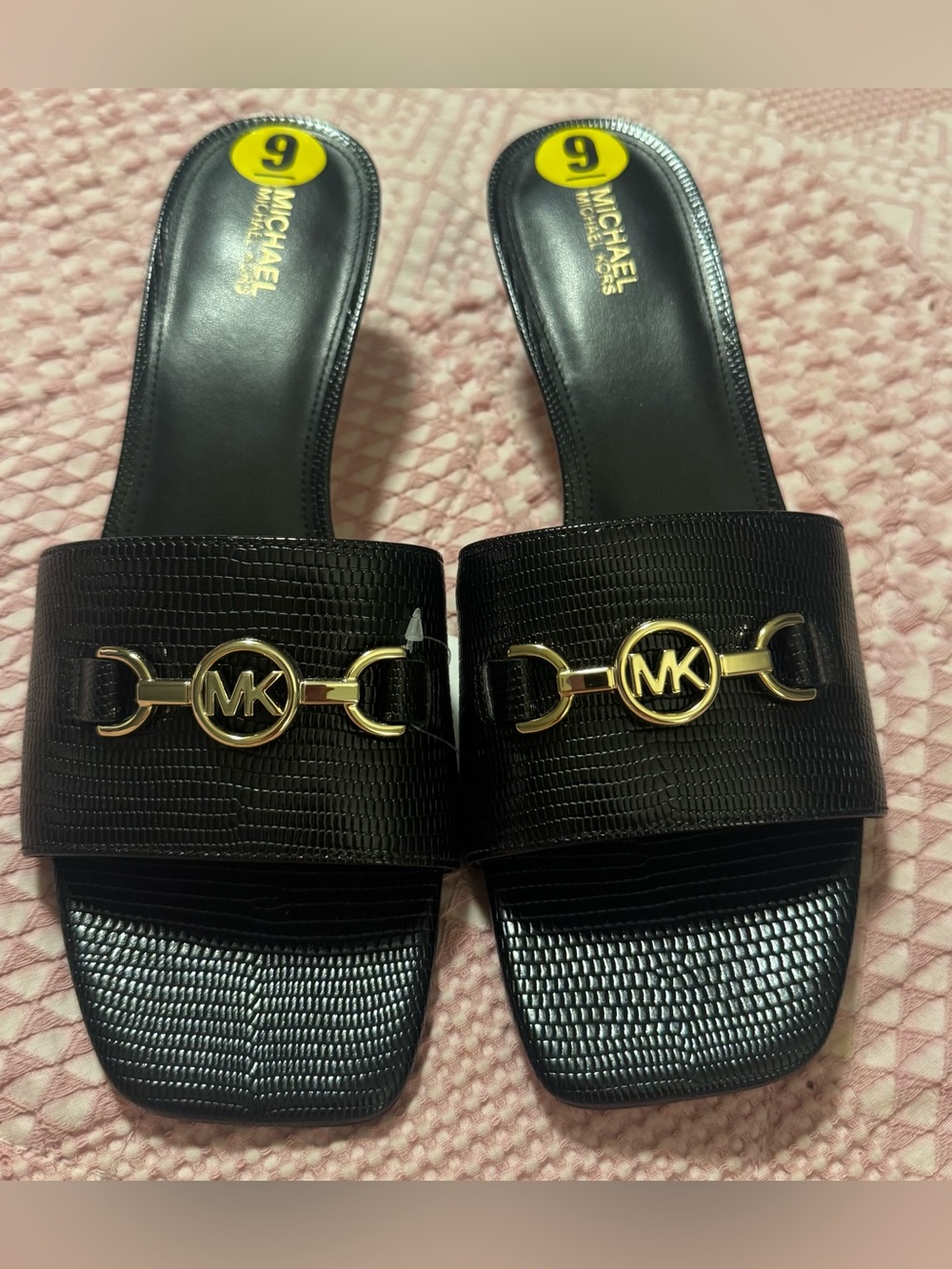 Women’s Michael Kors Black W/Gold Hardware Size 9 NWT